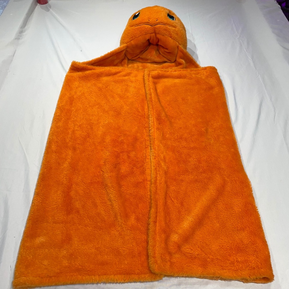Pokemon Charmander‎ Hooded Wearable Blanket Orange Plush Fleece Kids 29x46